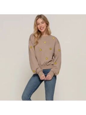 FINAL ONE!!! Cropped Happy Face Sweatshirt